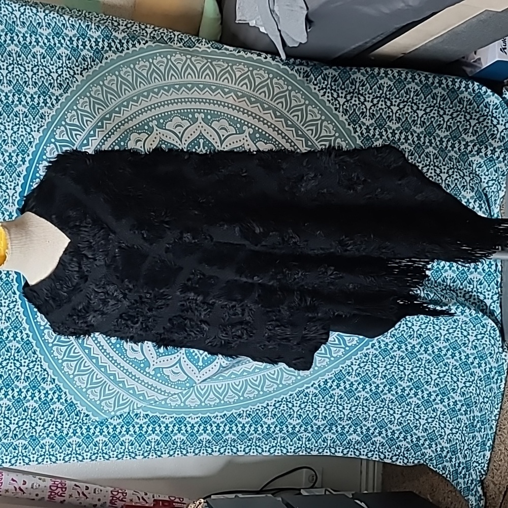 Max Edition Poncho